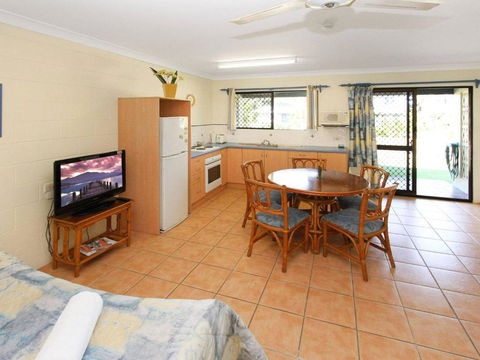 Alma Bay Holiday Unit 1 - Yarra Valley Accommodation 1