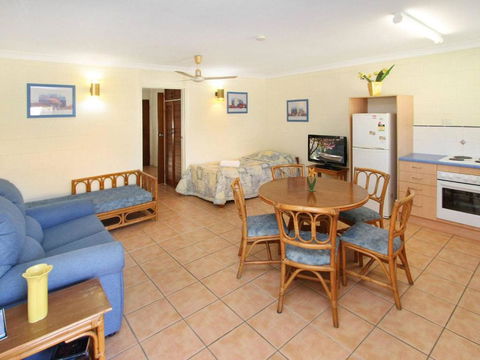Alma Bay Holiday Unit 1 - Yarra Valley Accommodation 4