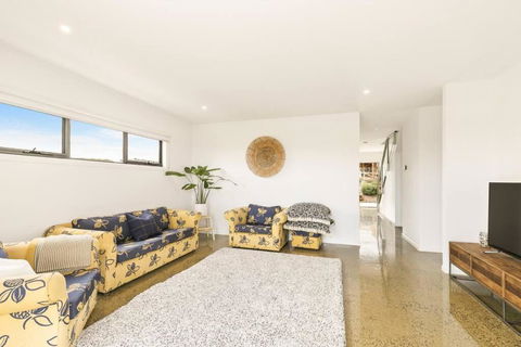 ALMA - Sun Filled Stylish Beach House - Yarra Valley Accommodation 0