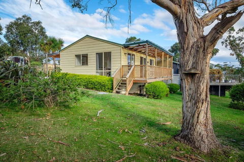 Alonnah Bruny Island Views - Yarra Valley Accommodation 1
