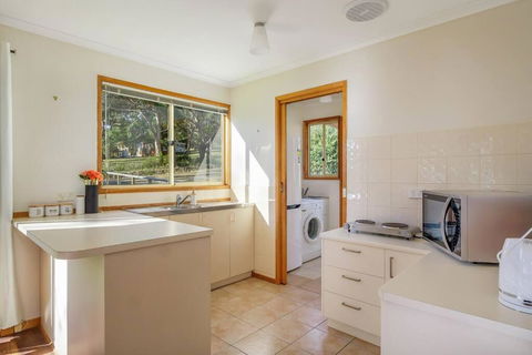 Alonnah Bruny Island Views - Yarra Valley Accommodation 3