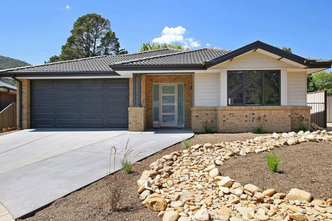 Alpine Knights Stylish Luxury - Yarra Valley Accommodation 1