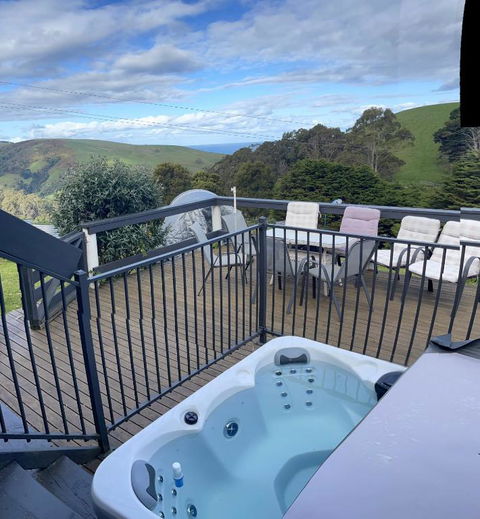 Alyeska Farm House - Yarra Valley Accommodation 0