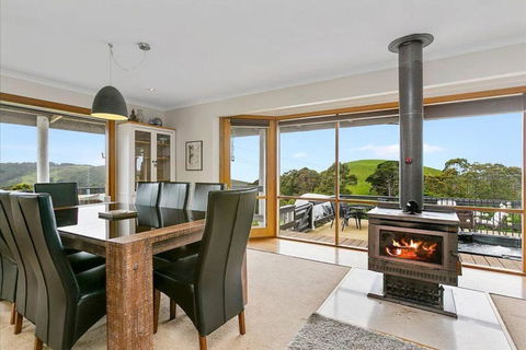 Alyeska Farm House - Yarra Valley Accommodation 2