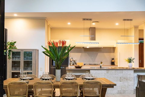 Amalfi - Port Douglas, Luxury In The Centre Of Town - Yarra Valley Accommodation 3