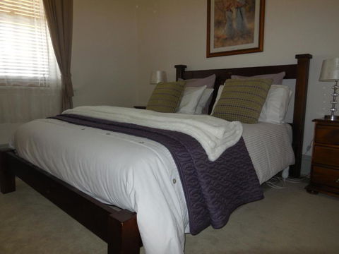 Amalie Cottage Waikerie Unit 1 - Yarra Valley Accommodation 3