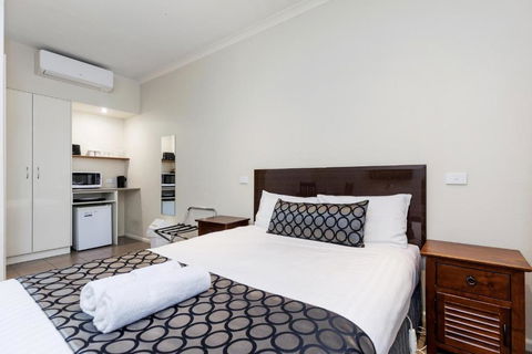 Amaroo Motel Tumuts Best Accommodation - Yarra Valley Accommodation 1