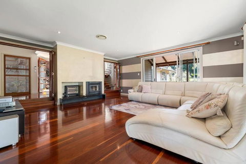 Amazing Acreage Style Living - Yarra Valley Accommodation 1