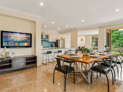 Amazing Broadwater City View Holiday Home With Pool - Yarra Valley Accommodation 0