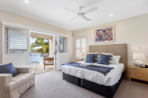 Amazing Canal House With Private Jetty, Gym & Pool - Yarra Valley Accommodation 4