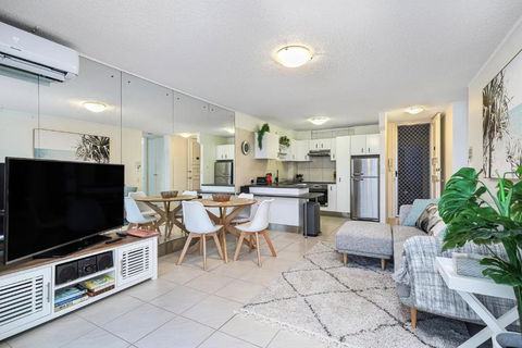 Amazing Water Views Surfers Paradise - Yarra Valley Accommodation 3