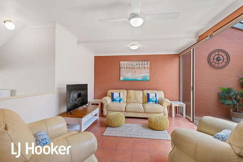 Amazing Waterfront Location - Yarra Valley Accommodation 4