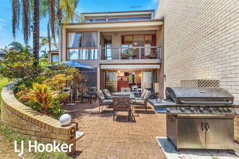 Amazing Waterfront Location - Yarra Valley Accommodation 3