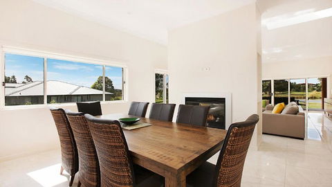 Amber Lakes - The Vintage - Yarra Valley Accommodation 2