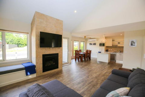Amber Mist Villa - Two - Yarra Valley Accommodation 0
