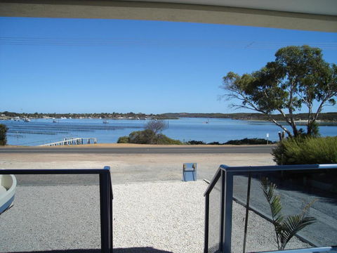 Ambience Apartments 1 - Yarra Valley Accommodation 3