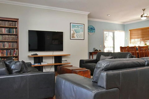 AMITY PINES - Yarra Valley Accommodation 2