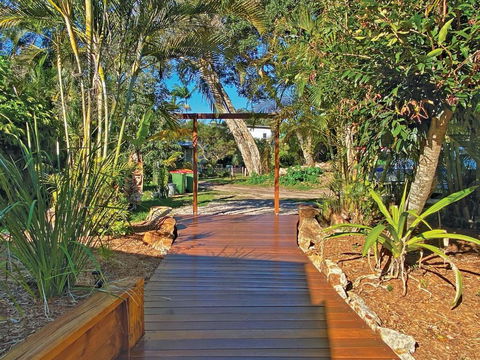 AMITY POINT WATERFRONT CABINS- TAMDHU - Yarra Valley Accommodation 1