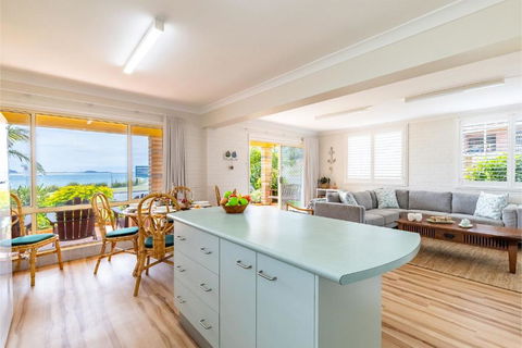 Anchored At Fingal Bay 80 Marine Drive - Yarra Valley Accommodation 3