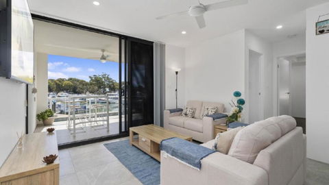 Anchors Away - Waterfront Unit - Yarra Valley Accommodation 2