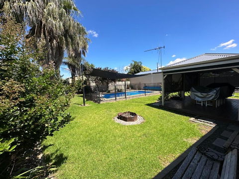 Anglers Paradise Yarrawonga - Yarra Valley Accommodation 1