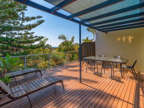 Angourie Blue 8 - Yarra Valley Accommodation 3