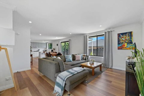 Anson Abode - CBD Home, Modern Sophistication - Yarra Valley Accommodation 1