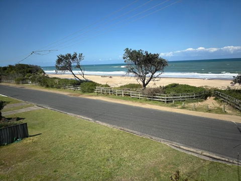 Amani Beach Haus, On The Beach - Yarra Valley Accommodation 1