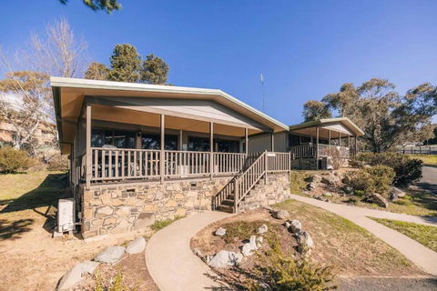 Alpine Activity Centre - Yarra Valley Accommodation 0