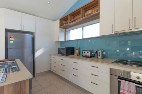 Alkira By Experience Jervis Bay - Yarra Valley Accommodation 4