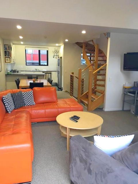 Angala 1 Lovely Woodridge 2-Bedroom Apartment - Yarra Valley Accommodation 2
