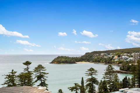 Apartment With Pool Access A Minute To The Beach - Yarra Valley Accommodation 0