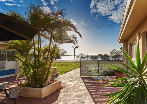 API Pelican Beach Front Apartments Kalbarri - Yarra Valley Accommodation 0