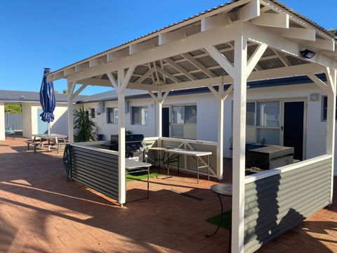 API Pelican Beach Front Apartments Kalbarri - Yarra Valley Accommodation 4