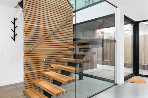 Apollo Bay Beach House - Yarra Valley Accommodation 4