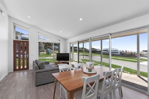 Apollo Bay Getaway - Yarra Valley Accommodation 0