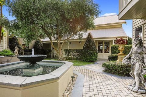 Apollo Bay Guesthouse - Yarra Valley Accommodation 0