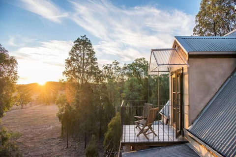 Apple Tree Cottage - An Idyllic Country Reset - Yarra Valley Accommodation 0
