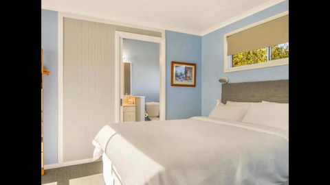 Apple Tree Cottage - Comboyne Mountain Cottages - Yarra Valley Accommodation 3