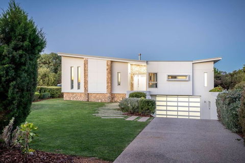 Apricus I Private Properties - Yarra Valley Accommodation 1