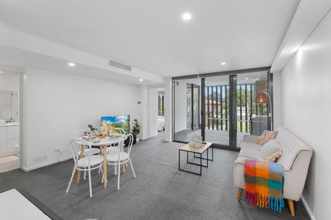 Apt Near Garden City&3km To QSAC - Yarra Valley Accommodation 0