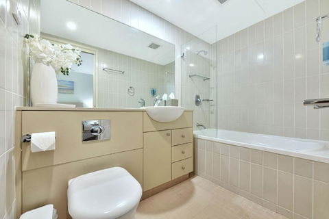 Aqua Delight Nelson Bay - Yarra Valley Accommodation 4