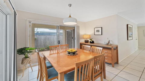 Aqua Links 70 The Drive Yamba - Yarra Valley Accommodation 3