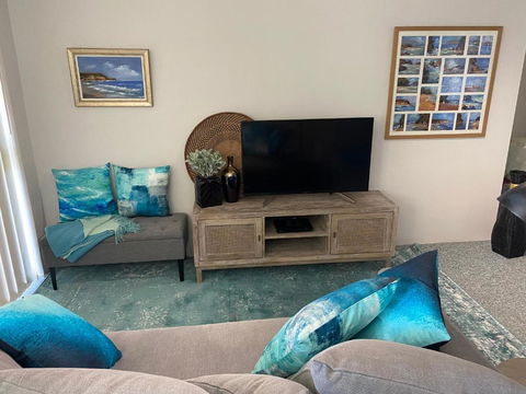 Aqua On Bribie 100 Metres To Beach And Shops - Yarra Valley Accommodation 2