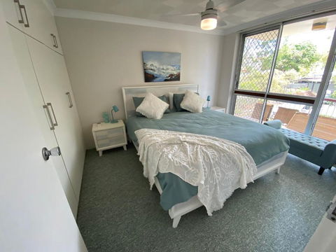 Aqua On Bribie 100 Metres To Beach And Shops - Yarra Valley Accommodation 3