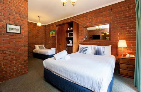 Armour Motor Inn - Yarra Valley Accommodation 2