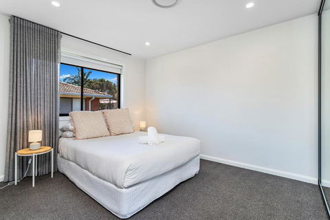 Armrick Seaside Apartments Broadbeach - Yarra Valley Accommodation 4