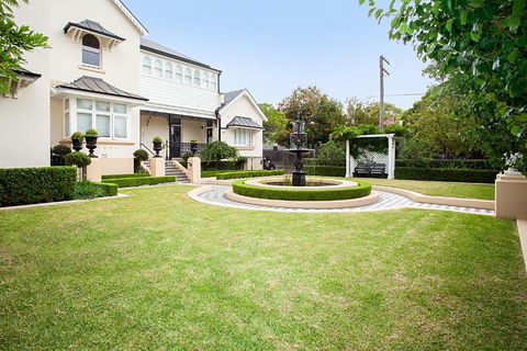 Art Deco Designer Studio In Lewisham - Yarra Valley Accommodation 4