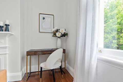 Art Deco W Modern Twist 1Bed 1Bath 1Car New Farm - Yarra Valley Accommodation 3