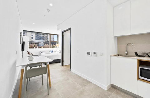 Arthur Hotel Bondi Junction No Reception And House Keeping No Sofa Bed - Yarra Valley Accommodation 4